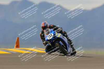 media/Sep-11-2022-SoCal Trackdays (Sun) [[81b7e951af]]/Turn 9 (930am)/